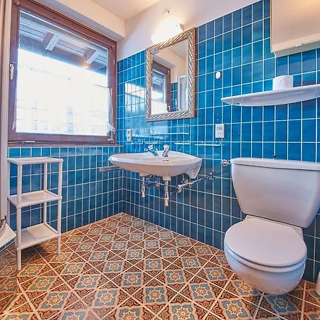 Lacher Apartment *